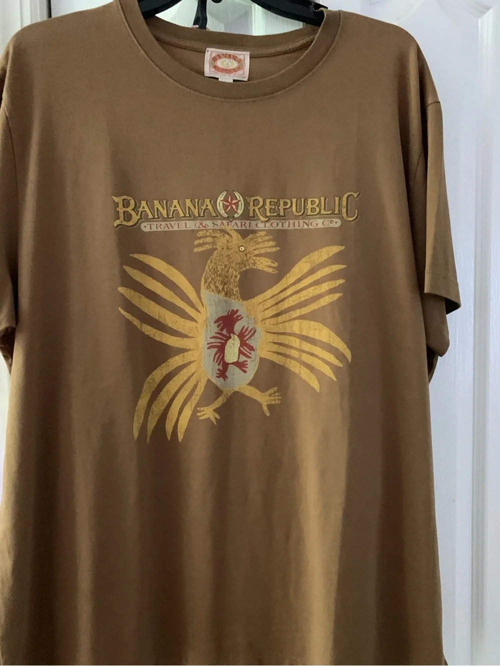 Banana Republic Brown Graphic Crest Short Sleeve Tee